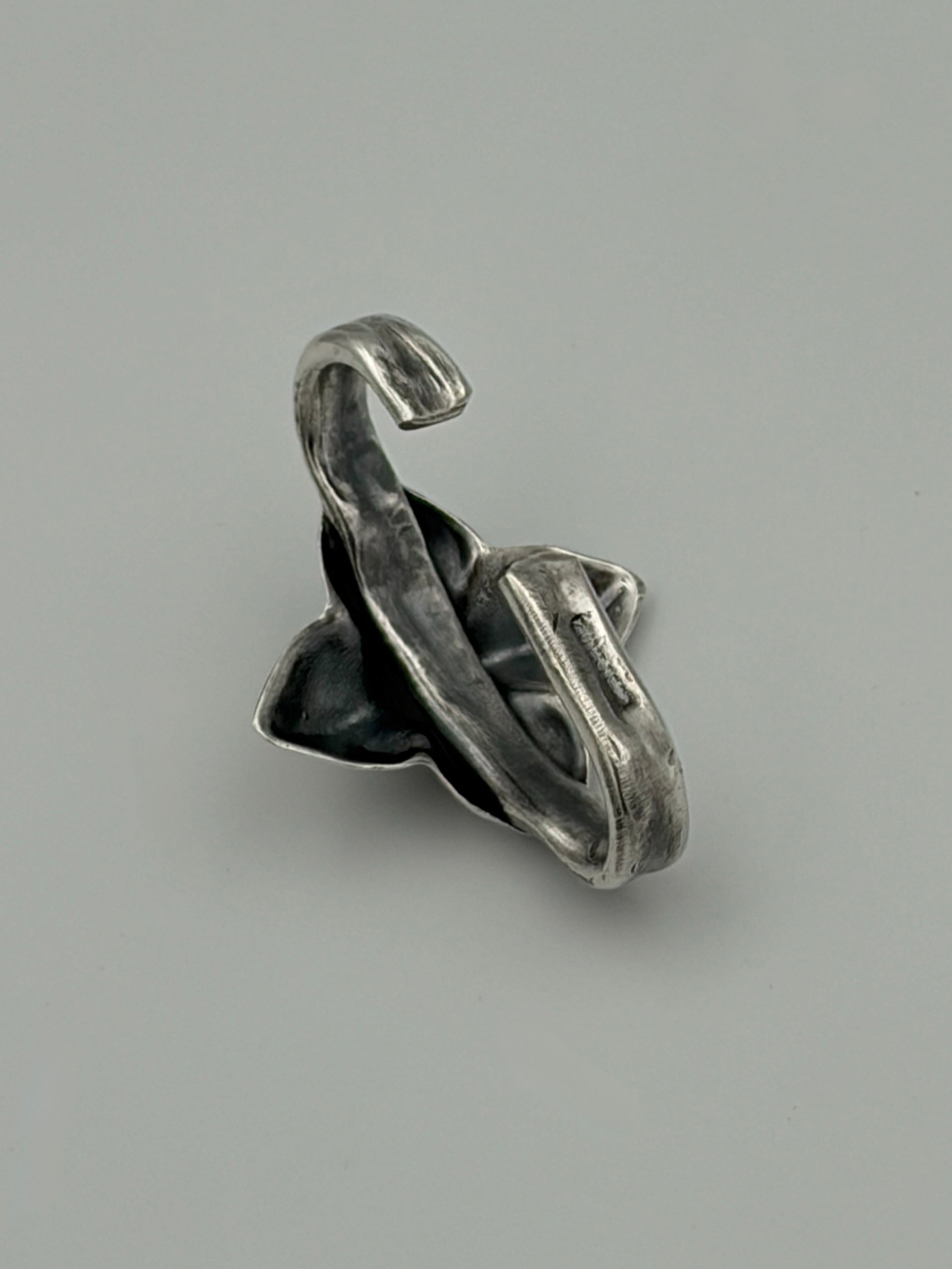 Knot clip