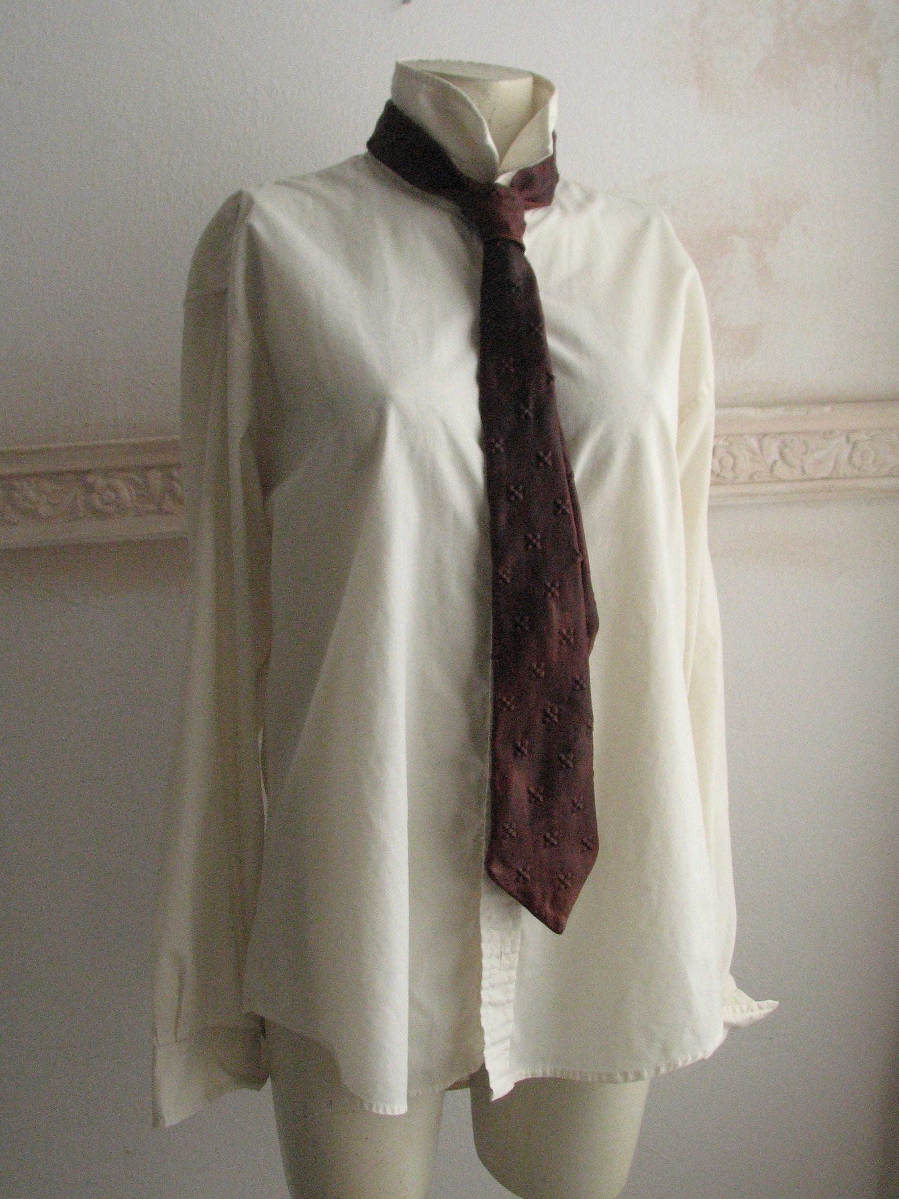 Full Flower Leather Tie