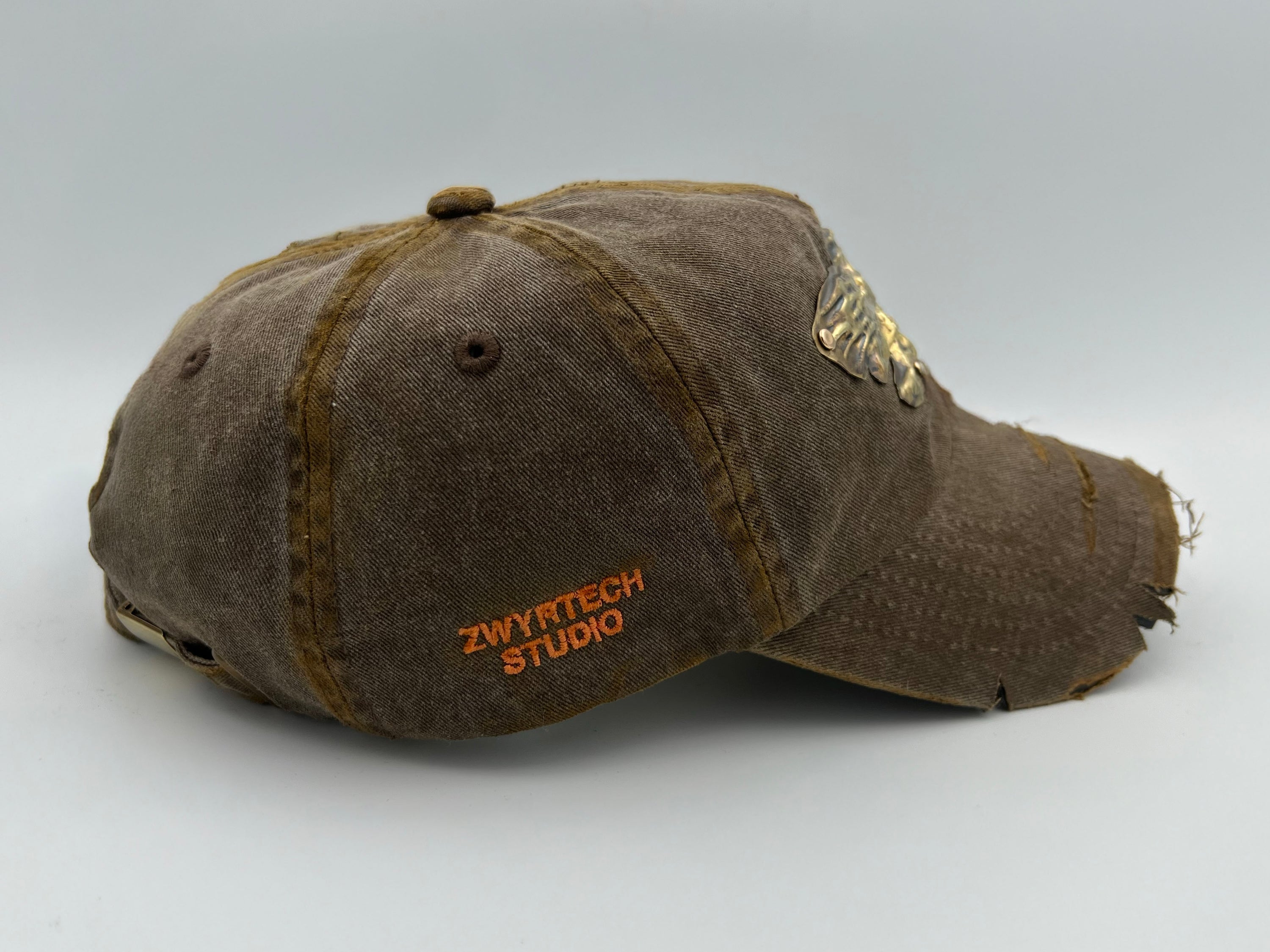 Signature hat
