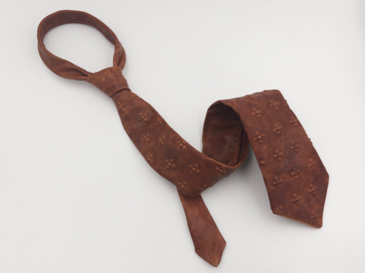 Full Flower Leather Tie