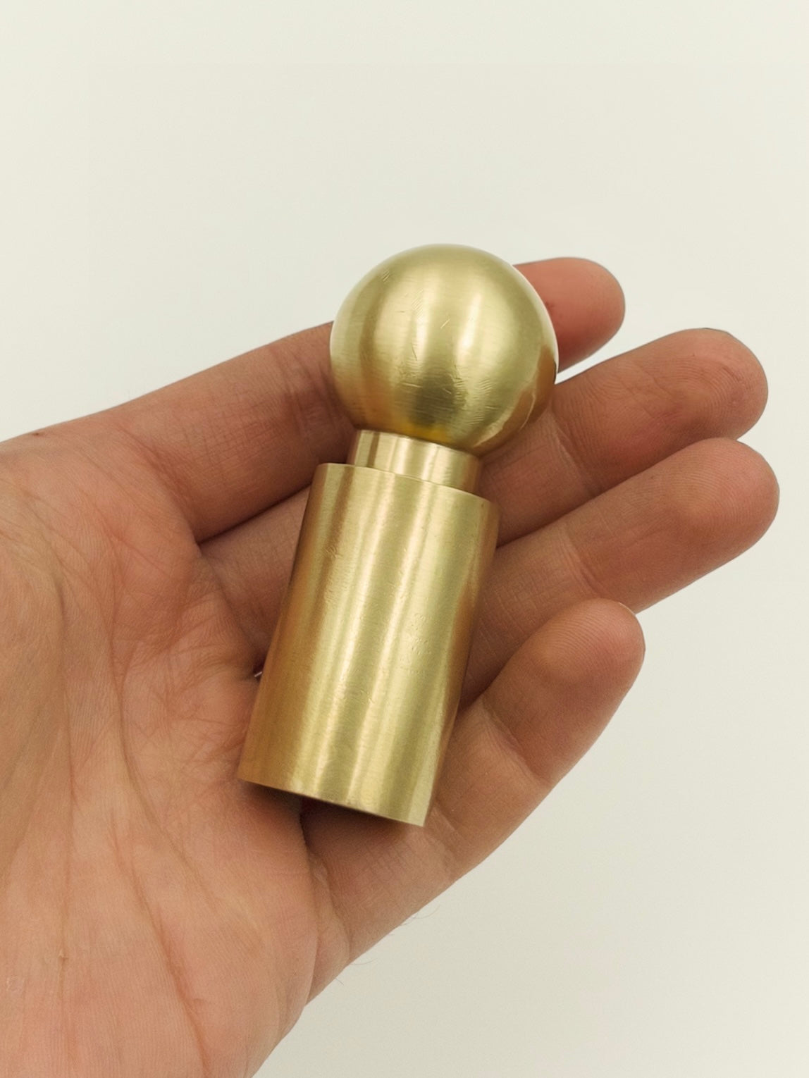 Perfume bottle
